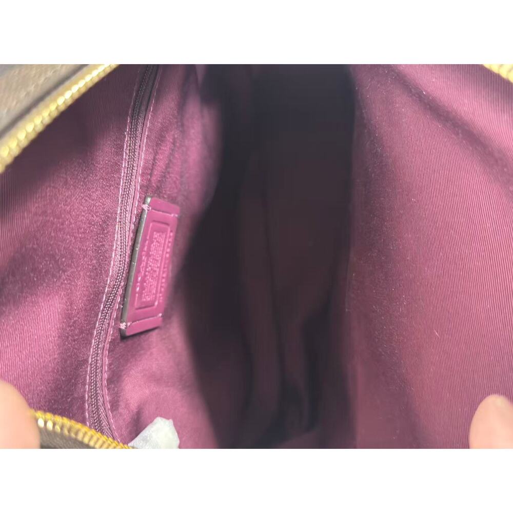 Coach F85029 Jordyn Backpack In Signature Canvas - Picture 6 of 7